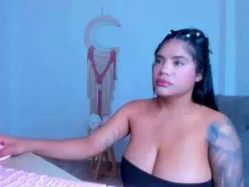 Private carolinalovehot on Chaturbate