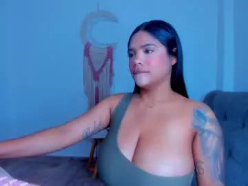 Private carolinalovehot on Chaturbate