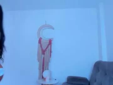 Private carolinalovehot on Chaturbate