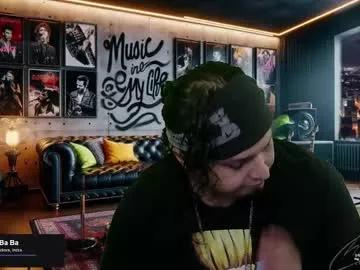 Freechat chinoroz on Chaturbate