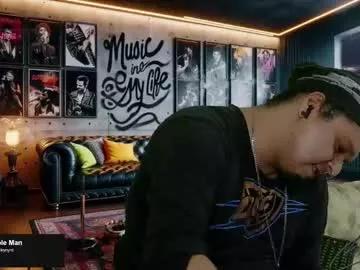 Freechat chinoroz on Chaturbate