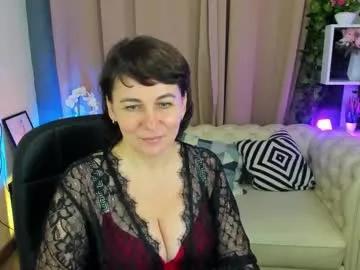 Live whims and kinky satisfaction with Chaturbate's experienced Daaamnmature daaamnmature from Chaturbate