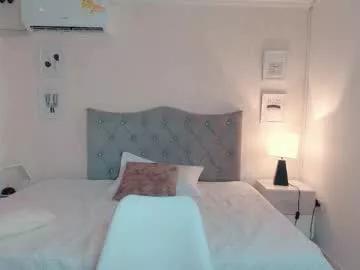 Freechat daeneryslove_doll on Chaturbate