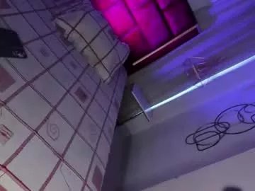 Freechat dalila_thoms on Chaturbate