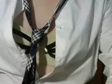 Freechat darksonya187 on Chaturbate