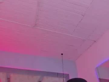 emily_ellen from Chaturbate