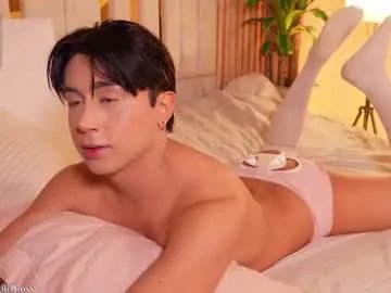 Freechat enyollbloss on Chaturbate