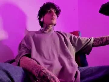 Provocative Ethan_sykes gets nude and peak while being stared at ethan_sykes from Chaturbate