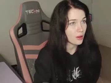 Freechat evelynclaire on Chaturbate