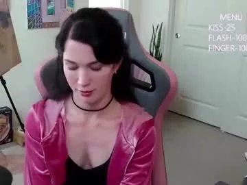Freechat evelynclaire on Chaturbate