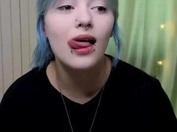 felicitakreidel — GOAL: Show my tongue 15 [866 tokens remaining] Welcome to my room! Try to catch my atmosphere /0_0  #18 #new #bigboobs #young #goth