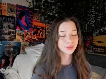 Freechat flirtykitty_ on Chaturbate
