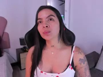 Away hillary_jones on Chaturbate
