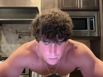 hungkingg22 from Chaturbate