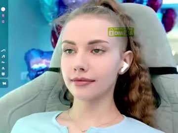 Freechat hustleebabyy_vikki on Chaturbate