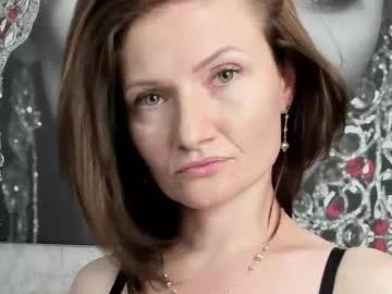 illegalbeauty87 on Chaturbate 
