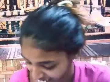 Freechat indiansexyslender4u2luv on Chaturbate