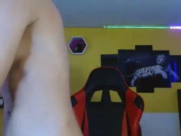 Freechat jose_sexycumm on Chaturbate