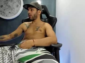 Freechat kevin_bronx on Chaturbate