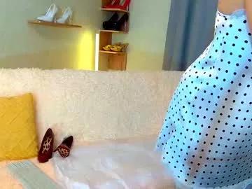 kimpolloc — Keep my pantyhose wet... #mom #bigass #pantyhose #feet #heels #toys #pvt open #