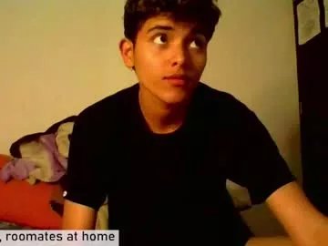 Freechat kinkybabies_ on Chaturbate