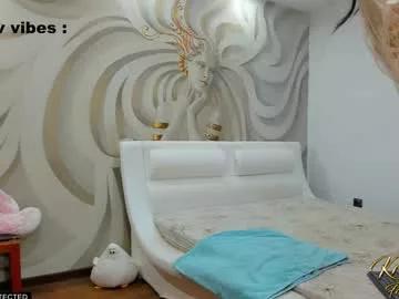 Freechat krisi_kiss on Chaturbate