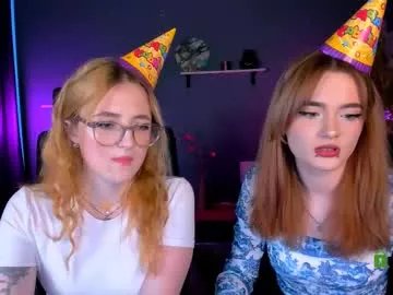 Freechat liana_kisses on Chaturbate