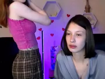 Freechat liana_kisses on Chaturbate
