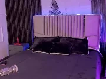 Freechat lillyortiz_ on Chaturbate