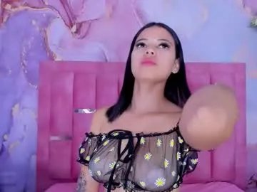 Freechat lizzmartin on Chaturbate