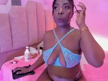 lovequeen02 from Chaturbate