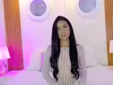The unforgettable Lucyowenss - naked streaming camwhore ready to masturbate lucyowenss from Chaturbate