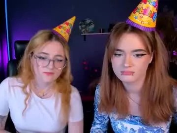 Freechat luna_berryy on Chaturbate