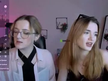 Freechat luna_berryy on Chaturbate