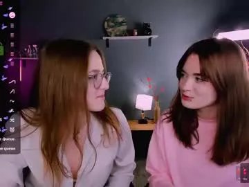Freechat luna_berryy on Chaturbate