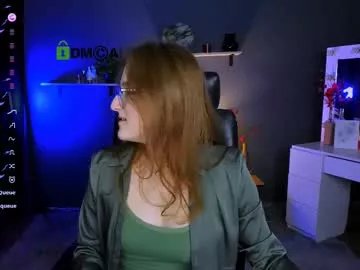 Freechat luna_berryy on Chaturbate
