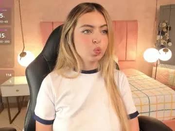 Group magic_fernanda on Chaturbate