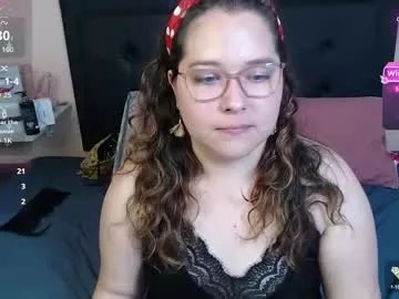 Freechat may_bloom on Chaturbate