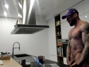 mealphamale from Chaturbate