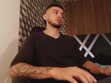 Freechat michael_magno on Chaturbate