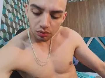 Freechat michael_magno on Chaturbate