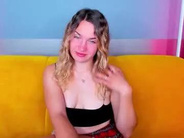 milkablond from Chaturbate