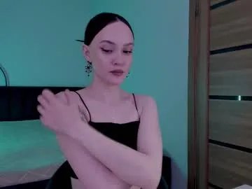 Freechat mistress_mialibra on Chaturbate