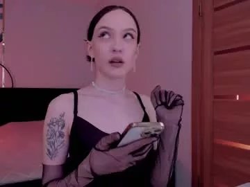 Freechat mistress_mialibra on Chaturbate