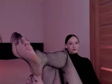 Freechat mistress_mialibra on Chaturbate