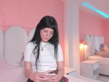 Freechat monserrat_gil on Chaturbate