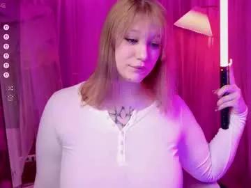 morvelyn from Chaturbate