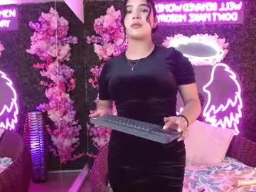 myla_rossi — Explore my body and enjoy each part of me ... Make me moan with pleasure with your tips    #latina #bigboobs #deepthroat  #pantyhose #cumface