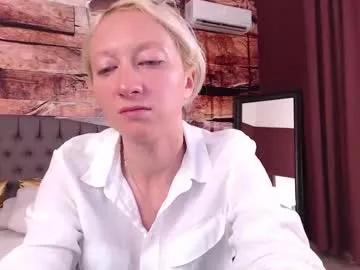 natalie_bitton — 88/77/66my special levels that gets me in a hotter mood!Try them on and let's see if u think u can make me cum? #french #british #blonde #allnatural  #squirt