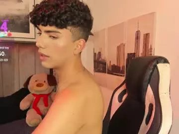 Freechat niick_twink on Chaturbate